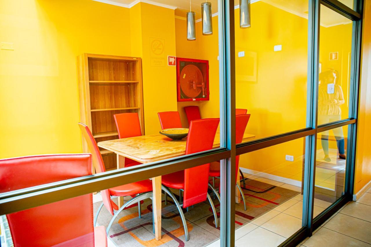 Ayelen Express Hotel Calama Exterior photo